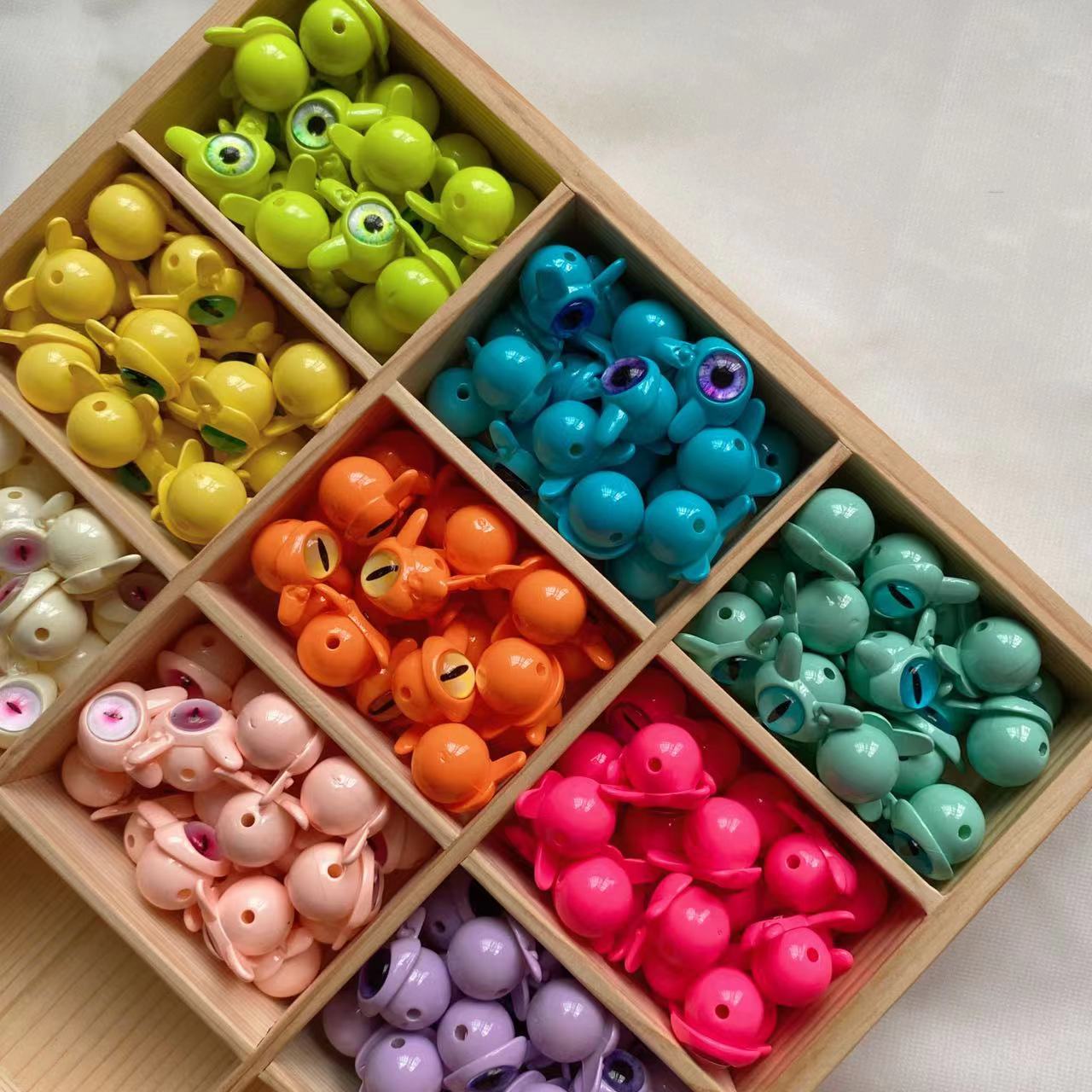 Evil Eye DIY Beads for Pen Decor DIY Project