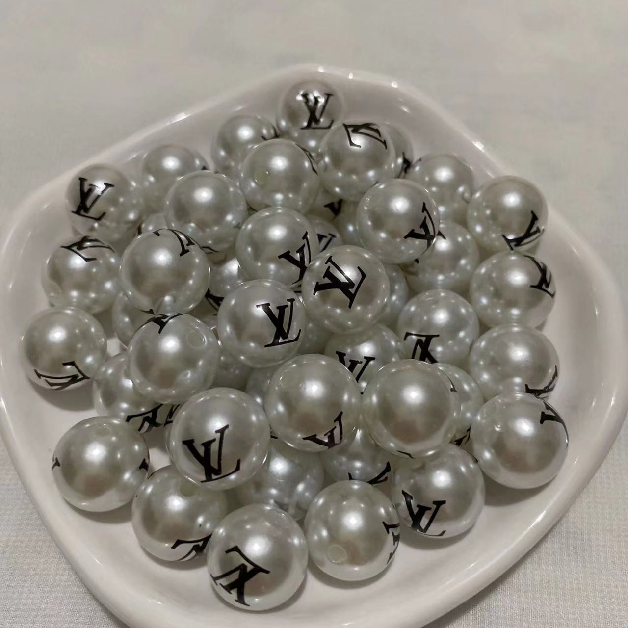 CC Designer Acrylic Round Beads DIY