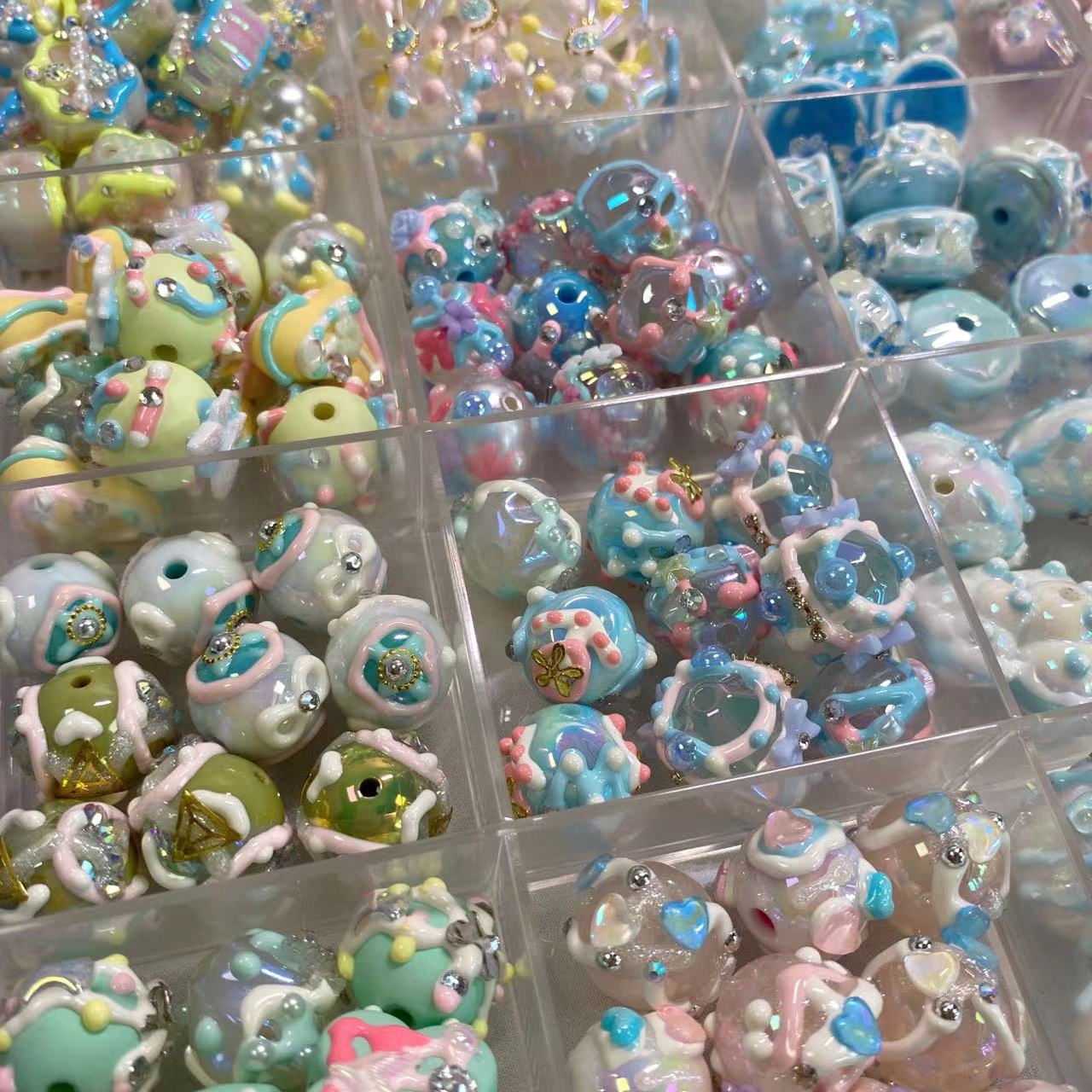 Different Unit Price Handpainted Beads Collection