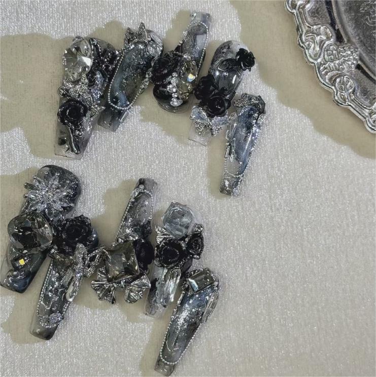 Handmade Press-on Nails Collection